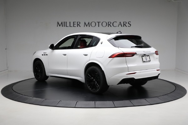New 2024 Maserati Grecale Modena for sale Sold at Alfa Romeo of Greenwich in Greenwich CT 06830 9