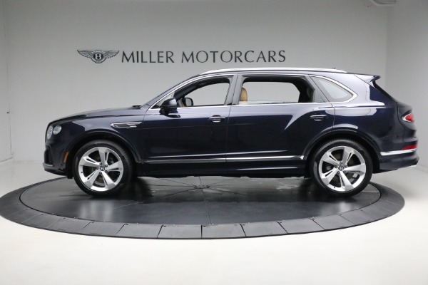 New 2024 Bentley Bentayga EWB V8 for sale $271,585 at Alfa Romeo of Greenwich in Greenwich CT 06830 4