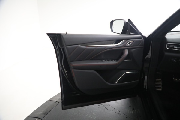New 2024 Maserati Levante Modena Ultima for sale Sold at Alfa Romeo of Greenwich in Greenwich CT 06830 27