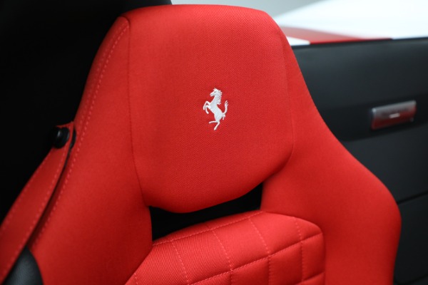 Used 2022 Ferrari 812 GTS for sale Sold at Alfa Romeo of Greenwich in Greenwich CT 06830 25