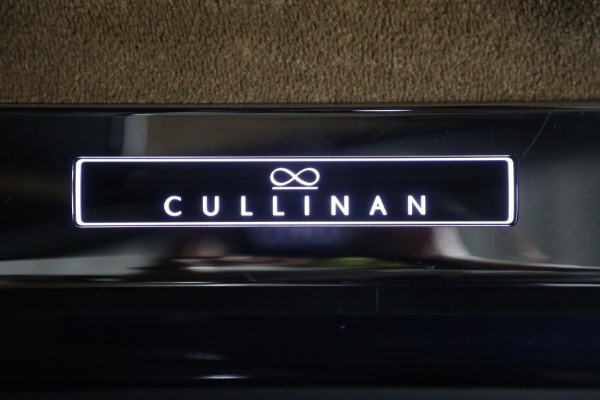 Used 2024 Rolls-Royce Black Badge Cullinan for sale Sold at Alfa Romeo of Greenwich in Greenwich CT 06830 22