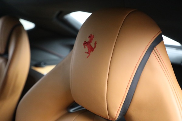 Used 2019 Ferrari 812 Superfast for sale Sold at Alfa Romeo of Greenwich in Greenwich CT 06830 17