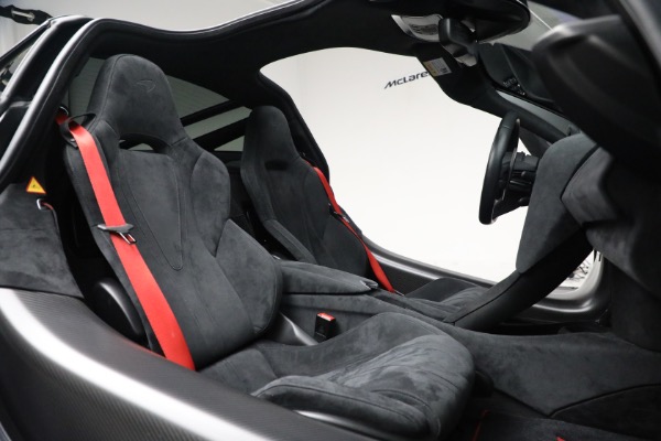 Used 2019 McLaren 720S for sale Sold at Alfa Romeo of Greenwich in Greenwich CT 06830 24