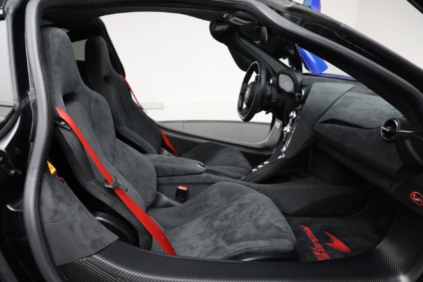 Used 2019 McLaren 720S for sale Sold at Alfa Romeo of Greenwich in Greenwich CT 06830 25