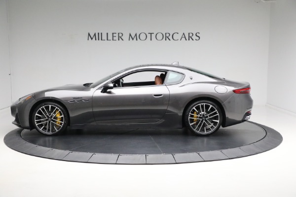 Used 2024 Maserati GranTurismo Modena for sale Call for price at Alfa Romeo of Greenwich in Greenwich CT 06830 3