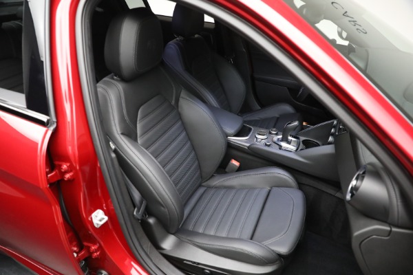 Used 2024 Alfa Romeo Giulia Quadrifoglio for sale Sold at Alfa Romeo of Greenwich in Greenwich CT 06830 19