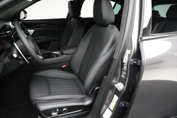 New 2024 Maserati Grecale GT for sale Sold at Alfa Romeo of Greenwich in Greenwich CT 06830 28