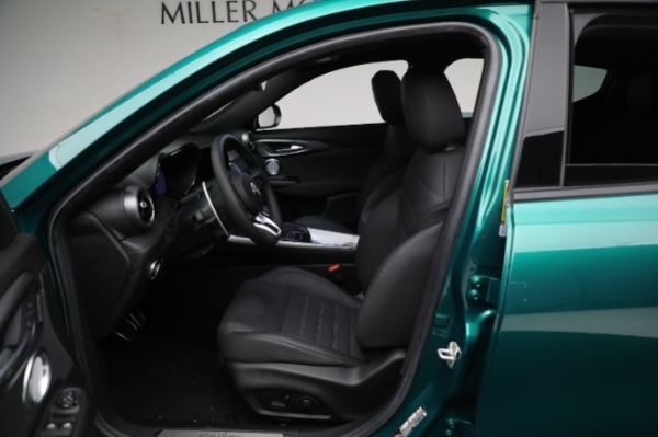 New 2024 Alfa Romeo Tonale Veloce for sale Sold at Alfa Romeo of Greenwich in Greenwich CT 06830 23