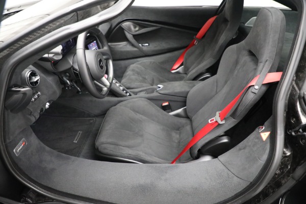 New 2024 McLaren 750S for sale Sold at Alfa Romeo of Greenwich in Greenwich CT 06830 22