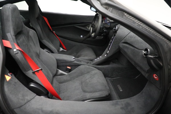 New 2024 McLaren 750S for sale Sold at Alfa Romeo of Greenwich in Greenwich CT 06830 25