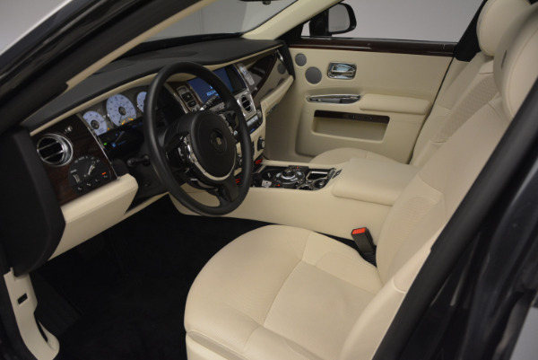 Used 2013 Rolls-Royce Ghost for sale Sold at Alfa Romeo of Greenwich in Greenwich CT 06830 25