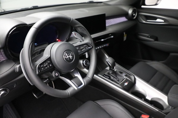 New 2024 Alfa Romeo Tonale Veloce for sale Sold at Alfa Romeo of Greenwich in Greenwich CT 06830 23