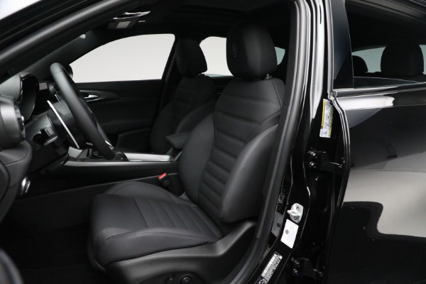 New 2024 Alfa Romeo Tonale Veloce for sale Sold at Alfa Romeo of Greenwich in Greenwich CT 06830 26