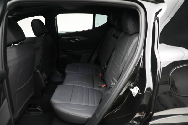 New 2024 Alfa Romeo Tonale Veloce for sale Sold at Alfa Romeo of Greenwich in Greenwich CT 06830 28