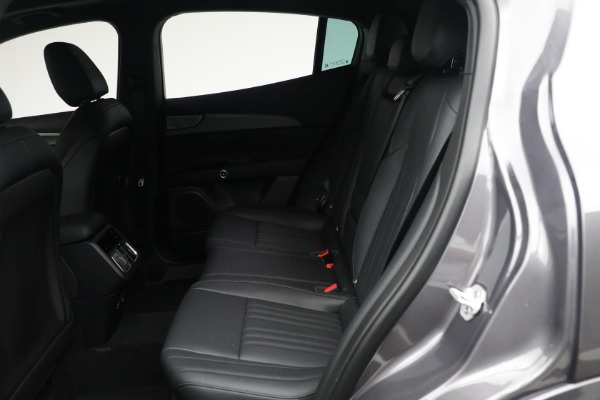 New 2024 Maserati Grecale GT for sale Sold at Alfa Romeo of Greenwich in Greenwich CT 06830 14