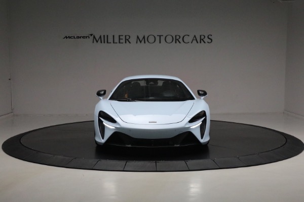 Used 2023 McLaren Artura Vision for sale Sold at Alfa Romeo of Greenwich in Greenwich CT 06830 12