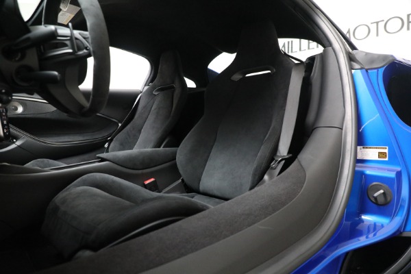 Used 2023 McLaren Artura for sale Sold at Alfa Romeo of Greenwich in Greenwich CT 06830 20