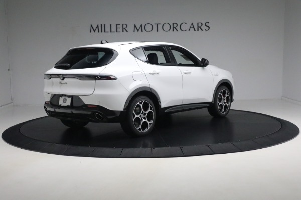 Used 2024 Alfa Romeo Tonale Veloce for sale $29,900 at Alfa Romeo of Greenwich in Greenwich CT 06830 14