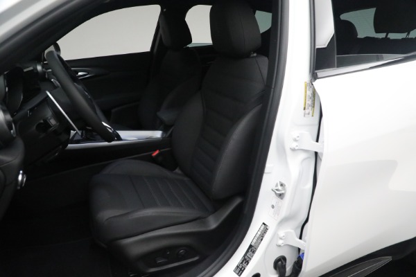 Used 2024 Alfa Romeo Tonale Veloce for sale $29,900 at Alfa Romeo of Greenwich in Greenwich CT 06830 21