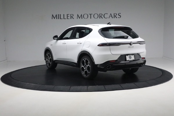 Used 2024 Alfa Romeo Tonale Veloce for sale $29,900 at Alfa Romeo of Greenwich in Greenwich CT 06830 8