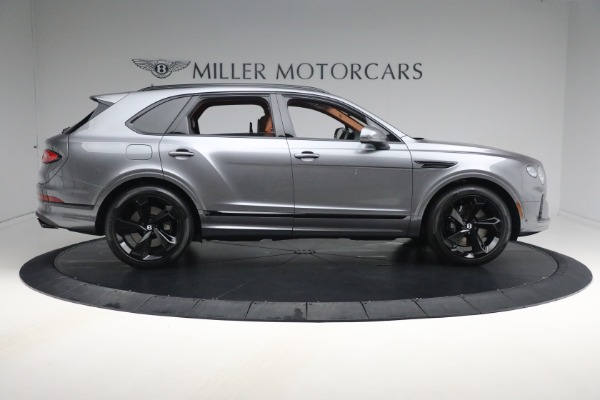 Used 2023 Bentley Bentayga Azure Hybrid for sale $159,900 at Alfa Romeo of Greenwich in Greenwich CT 06830 10