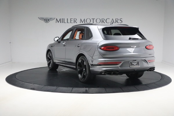 Used 2023 Bentley Bentayga Azure Hybrid for sale $159,900 at Alfa Romeo of Greenwich in Greenwich CT 06830 6