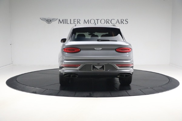 Used 2023 Bentley Bentayga Azure Hybrid for sale $159,900 at Alfa Romeo of Greenwich in Greenwich CT 06830 7