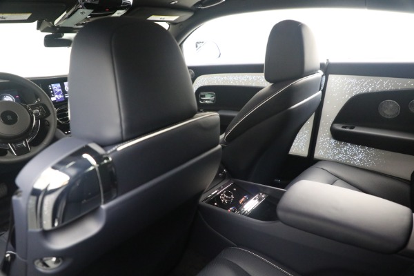 New 2024 Rolls-Royce Spectre for sale Sold at Alfa Romeo of Greenwich in Greenwich CT 06830 22