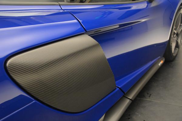 Used 2016 McLaren 675LT Coupe for sale $235,900 at Alfa Romeo of Greenwich in Greenwich CT 06830 24