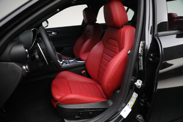 New 2024 Alfa Romeo Giulia Sprint for sale Sold at Alfa Romeo of Greenwich in Greenwich CT 06830 26