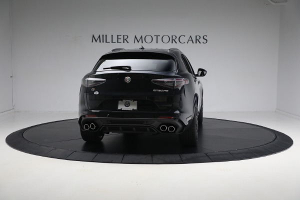 New 2024 Alfa Romeo Stelvio Quadrifoglio for sale $77,900 at Alfa Romeo of Greenwich in Greenwich CT 06830 17