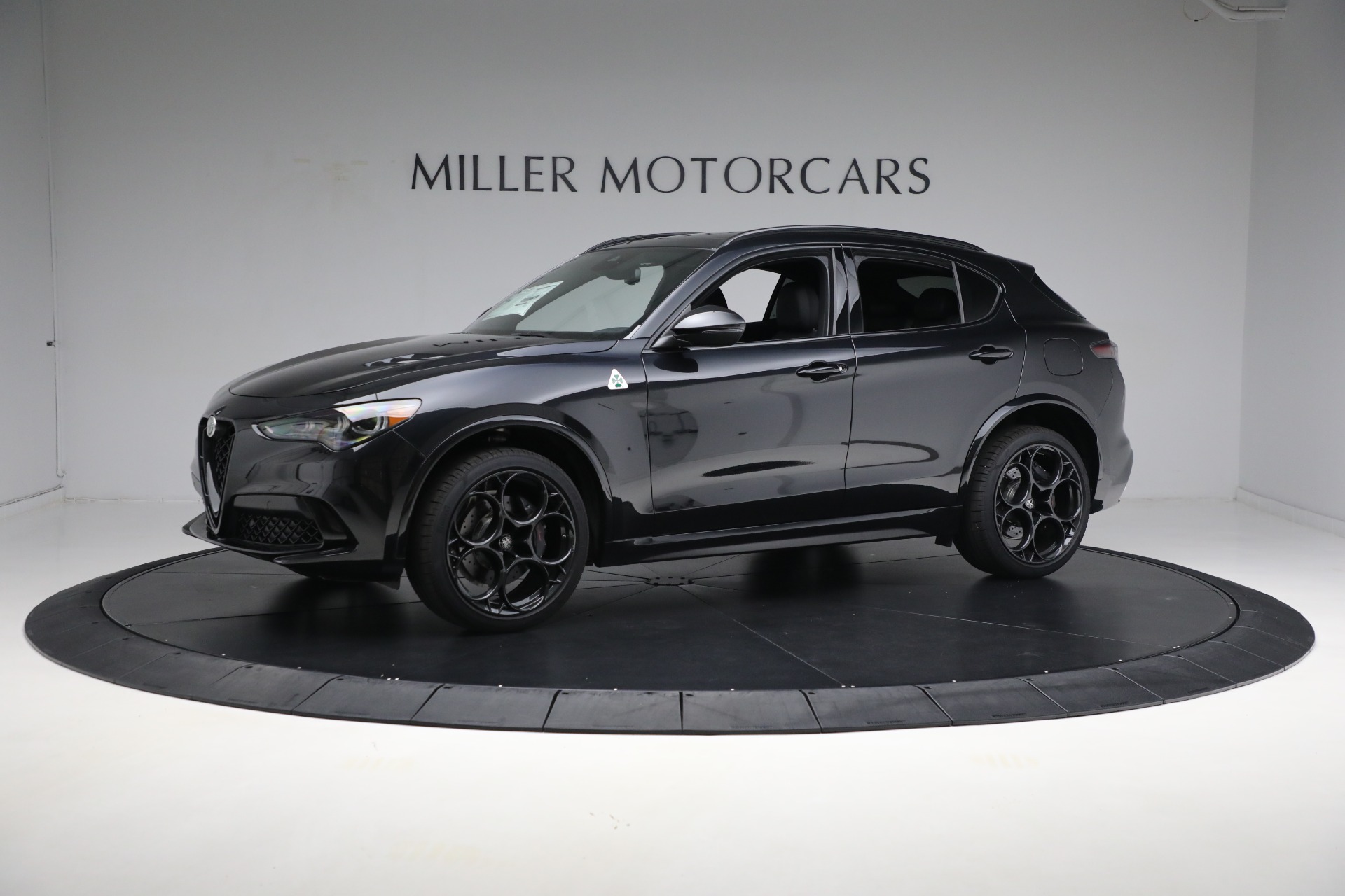 New 2024 Alfa Romeo Stelvio Quadrifoglio for sale $77,900 at Alfa Romeo of Greenwich in Greenwich CT 06830 1