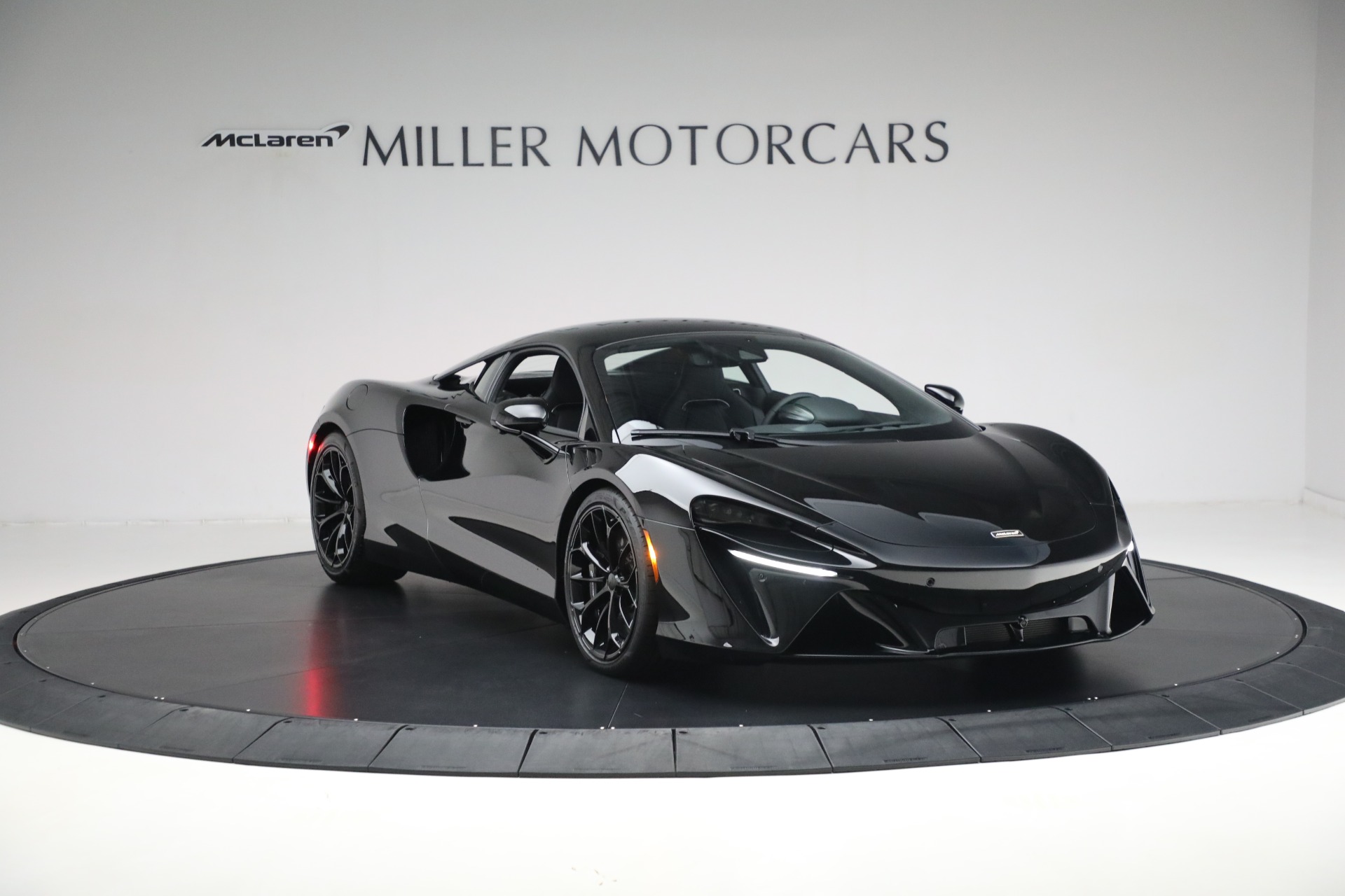 2025 McLaren Artura 3.0 Techlux - SBM16AEA9SW002699 - Greenwich, CT