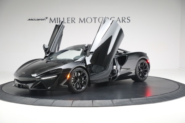 Used 2025 McLaren Artura TechLux for sale $227,900 at Alfa Romeo of Greenwich in Greenwich CT 06830 14