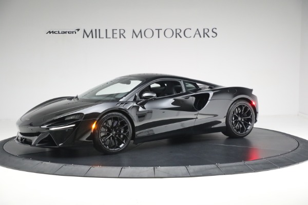 Used 2025 McLaren Artura TechLux for sale $227,900 at Alfa Romeo of Greenwich in Greenwich CT 06830 2