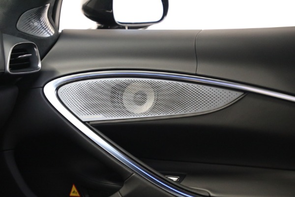 Used 2025 McLaren Artura TechLux for sale $227,900 at Alfa Romeo of Greenwich in Greenwich CT 06830 24