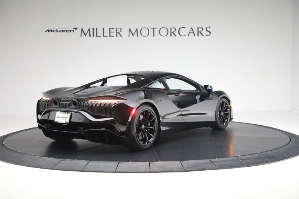 Used 2025 McLaren Artura TechLux for sale $227,900 at Alfa Romeo of Greenwich in Greenwich CT 06830 8