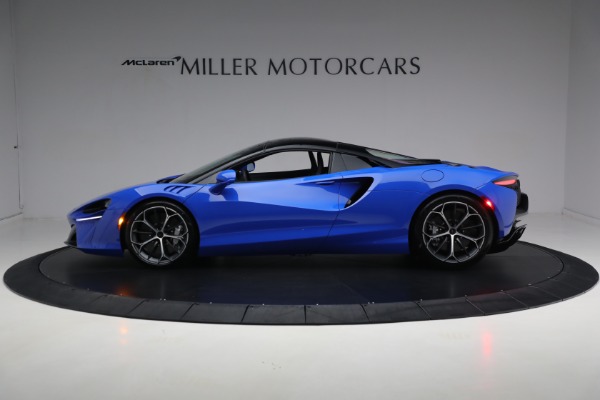 New 2025 McLaren Artura Spider Performance for sale $329,718 at Alfa Romeo of Greenwich in Greenwich CT 06830 16