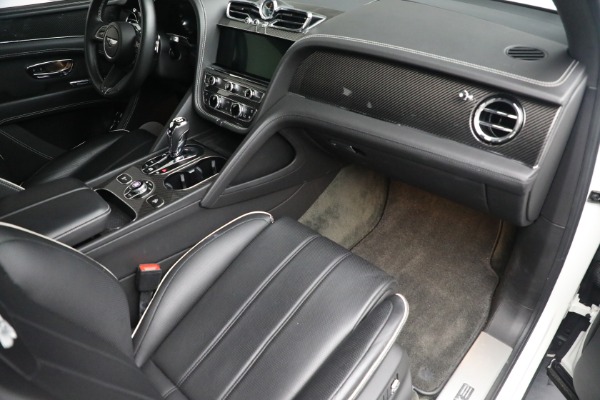Used 2021 Bentley Bentayga V8 for sale Sold at Alfa Romeo of Greenwich in Greenwich CT 06830 21