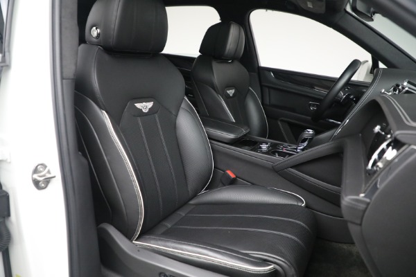 Used 2021 Bentley Bentayga V8 for sale Sold at Alfa Romeo of Greenwich in Greenwich CT 06830 23