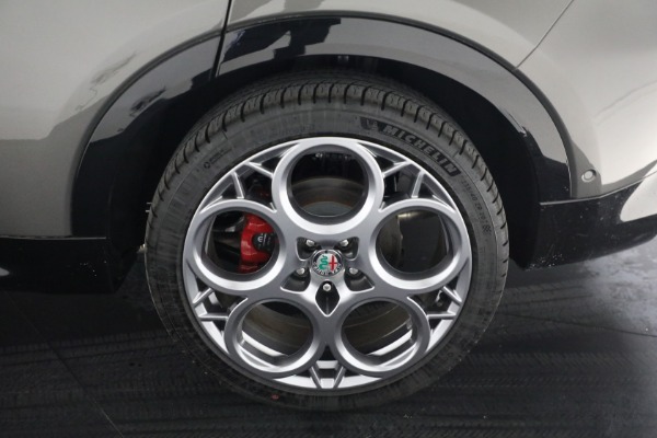 New 2024 Alfa Romeo Tonale Ti for sale Sold at Alfa Romeo of Greenwich in Greenwich CT 06830 21