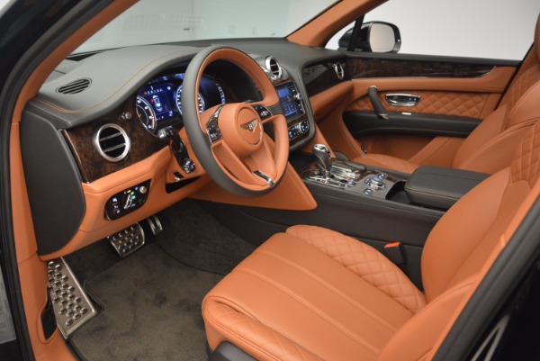 New 2017 Bentley Bentayga for sale Sold at Alfa Romeo of Greenwich in Greenwich CT 06830 27