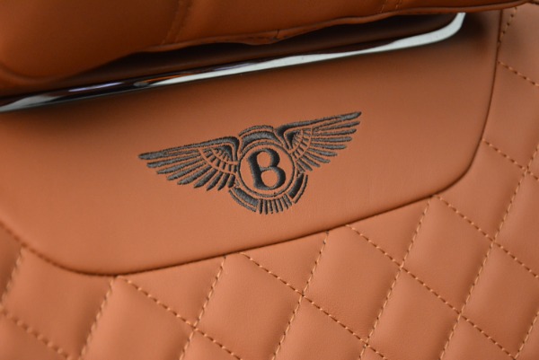New 2017 Bentley Bentayga for sale Sold at Alfa Romeo of Greenwich in Greenwich CT 06830 28
