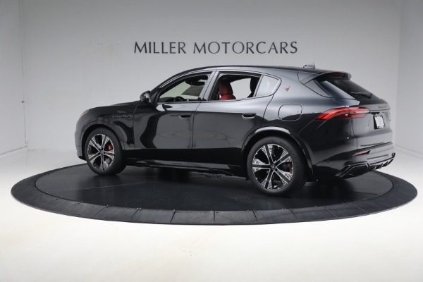 New 2025 Maserati Grecale Folgore for sale $99,900 at Alfa Romeo of Greenwich in Greenwich CT 06830 10