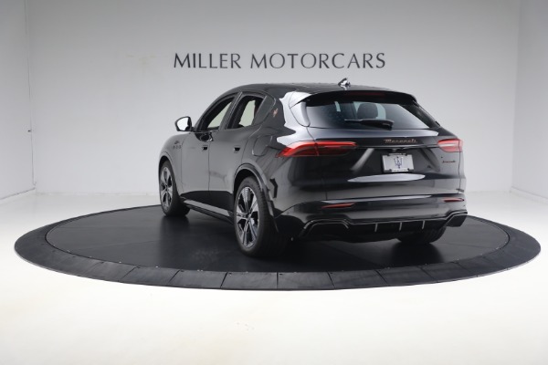 New 2025 Maserati Grecale Folgore for sale $99,900 at Alfa Romeo of Greenwich in Greenwich CT 06830 12