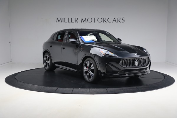 New 2025 Maserati Grecale Folgore for sale $99,900 at Alfa Romeo of Greenwich in Greenwich CT 06830 26