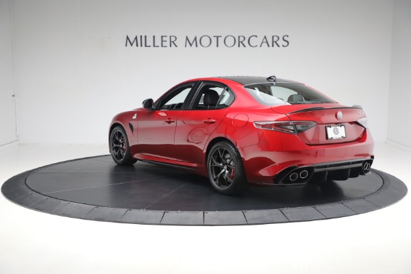 Used 2024 Alfa Romeo Giulia Quadrifoglio for sale $71,900 at Alfa Romeo of Greenwich in Greenwich CT 06830 8