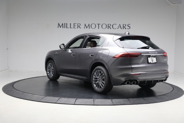 New 2024 Maserati Grecale GT for sale Sold at Alfa Romeo of Greenwich in Greenwich CT 06830 12