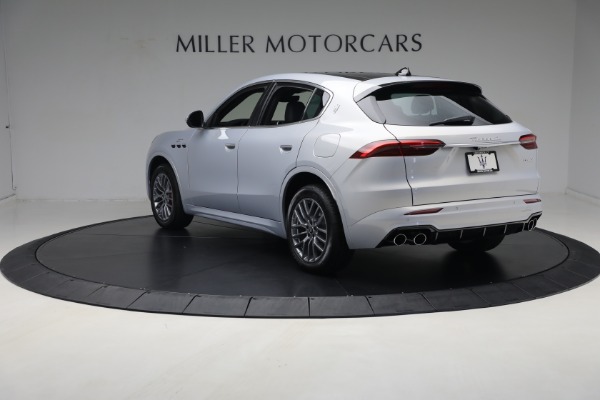New 2024 Maserati Grecale GT for sale Sold at Alfa Romeo of Greenwich in Greenwich CT 06830 11