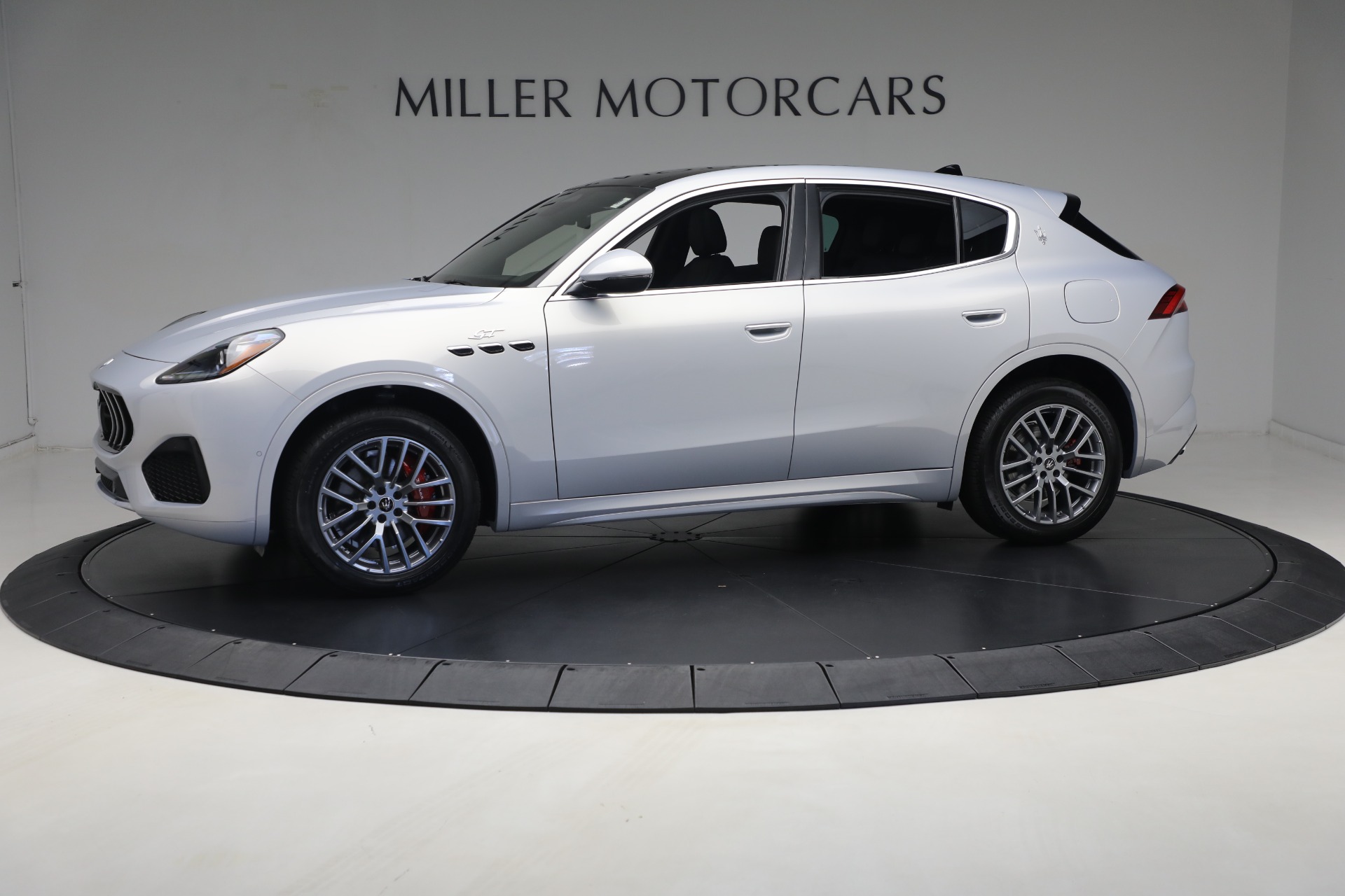 New 2024 Maserati Grecale GT for sale Sold at Alfa Romeo of Greenwich in Greenwich CT 06830 1